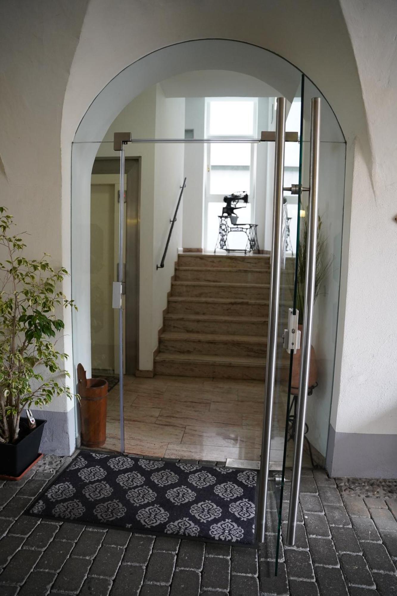 Der Greif Hotel Леобен Екстериор снимка